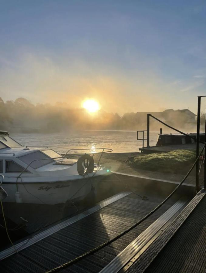 Water Cabin With Water Sports Equipment And Bikes, Bath Bristol Exterior foto
